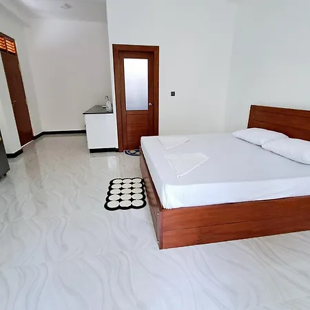 Fortress Holiday Apartments Hikkaduwa Room photo